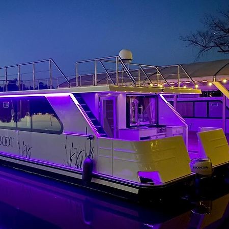 Lieblingsplatz Parey - Schwimmendes Hausboot Hotel Eksteriør billede