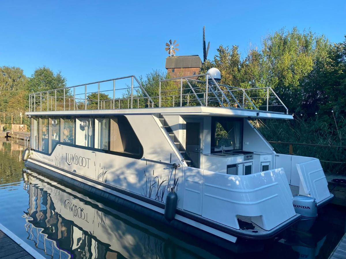Lieblingsplatz Parey - Schwimmendes Hausboot Hotel Eksteriør billede